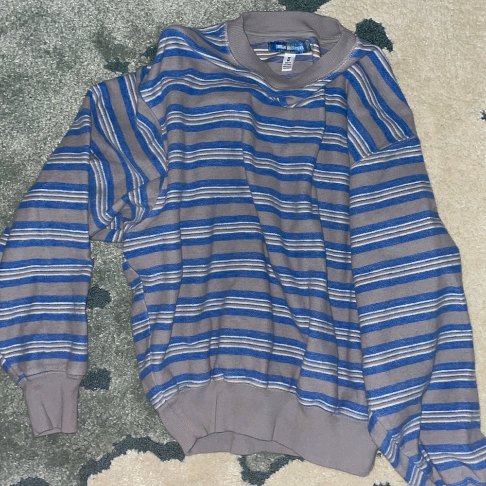 URBAN OUTFITERS MEDIUM BLUE AND GRAY STRIPED SWEATSHIRT